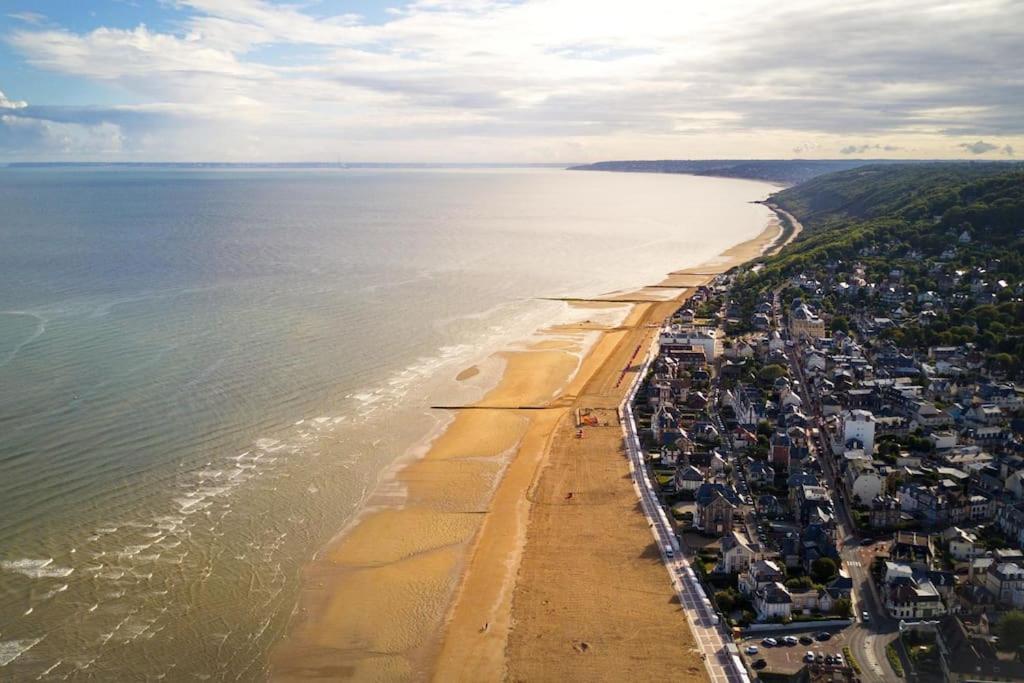 Appartement Duplex Cosy Au Calme A 50M De La Plage Houlgate Esterno foto